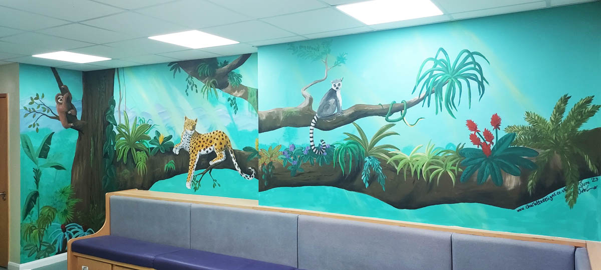childrens hospital jungle mural with leopard sloth and lemur