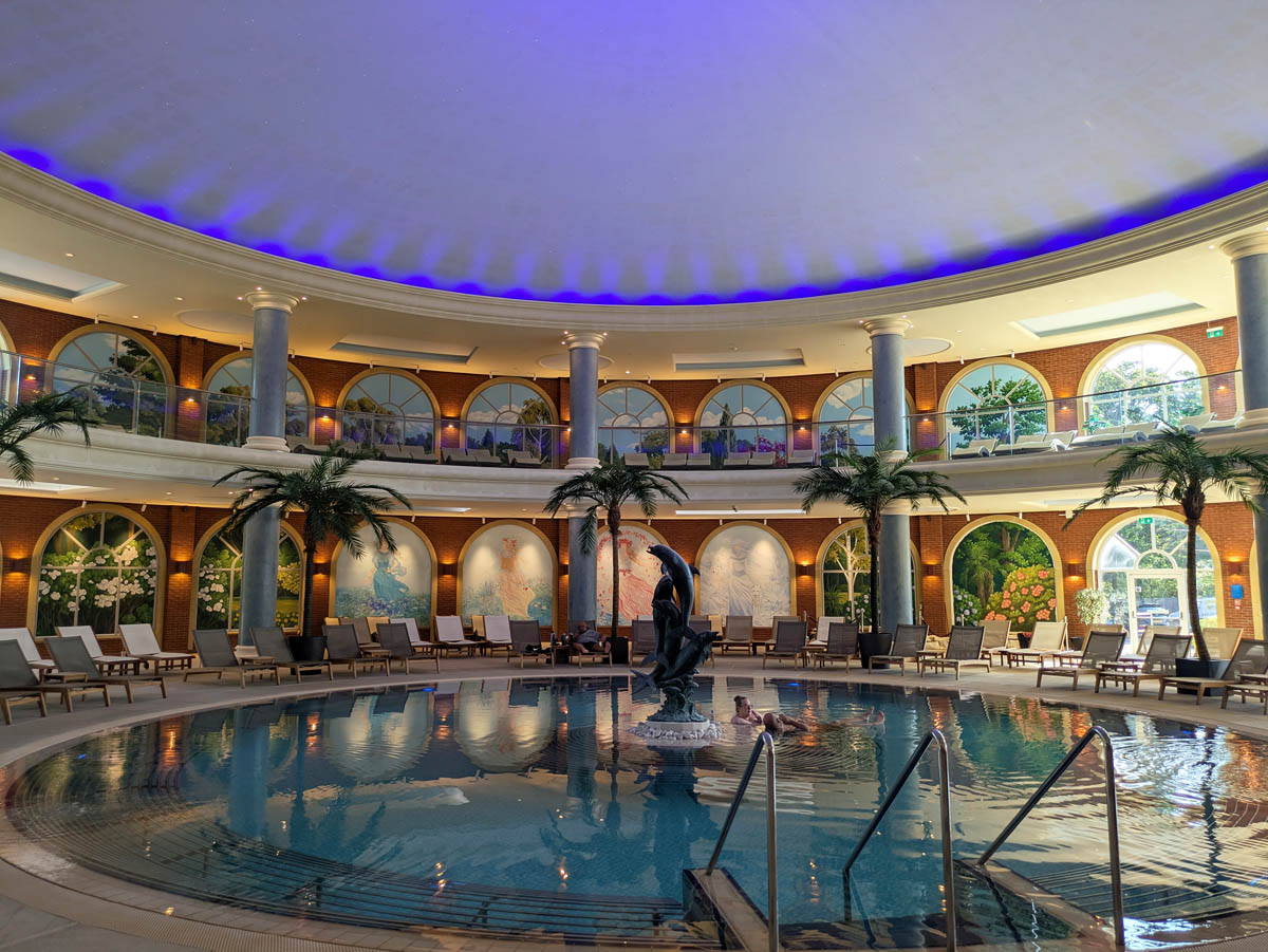 Nirvana spa colusseum pool murals Nirvana Spa colusseum pool murals